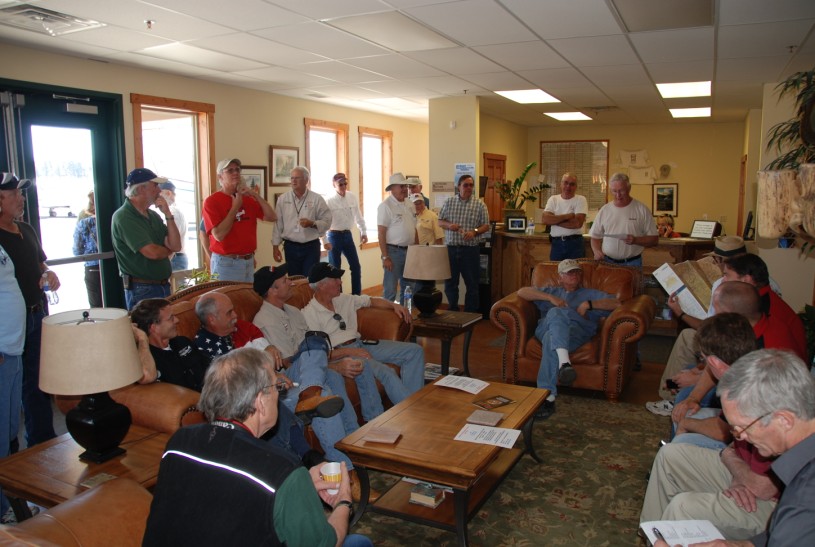 PagosaSprings100/race_day-0004-start_finish_line_timers.jpg